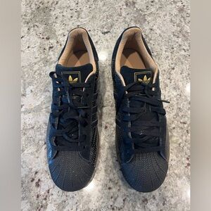 Adidas shell toe black